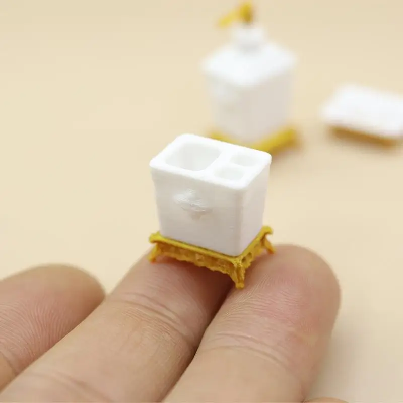 1/3Pcs Nordic Style Lotion Bottle & Soap Dish Mini Toothbrush Holder Model 1:12 Scale Dollhouse Miniature Bathroom Accessory Set