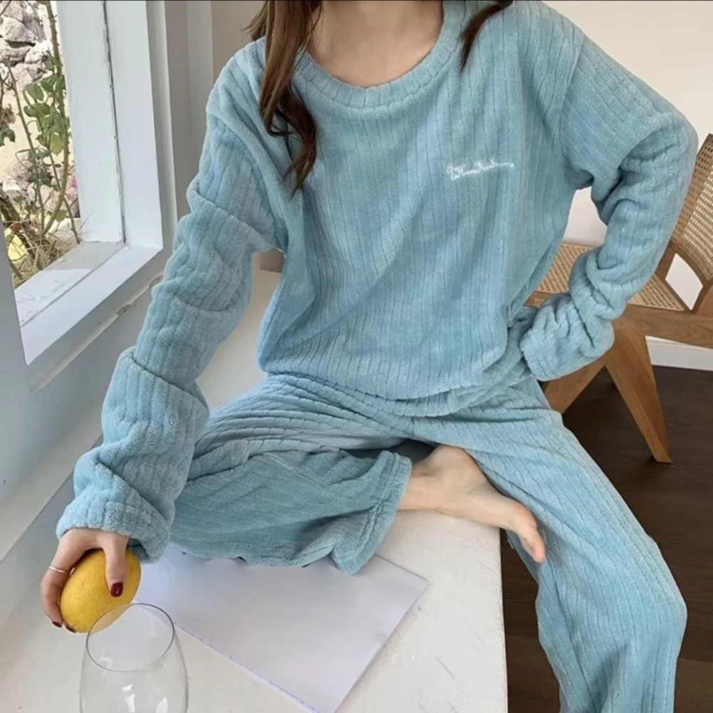 1pc Ladies' Thermal Pajamas Solid-Color Fashionable Casual Vertical Stripe Thick Warm Sleepwear Set Round Neck Winter Warm Set