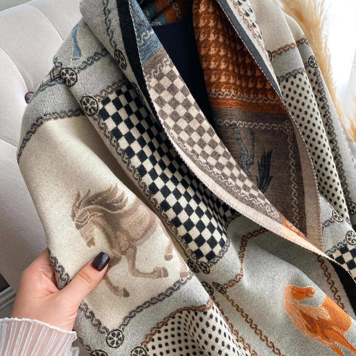 Neue Luxus Marke Zweiseitige Jacquard Schal Kaschmir Weiche Warme Fringe Pashmina Das Pferd Schal Winter Kältebeständig Winddicht Decke – Detail 3