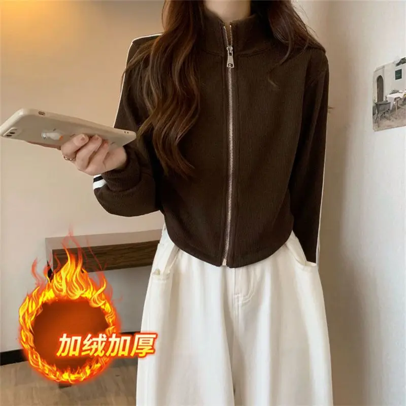 

Cardigan Jacket for Women in Autumn and Winter New Velvet Thickened French Zipper Sweatshirt Slim Short Top