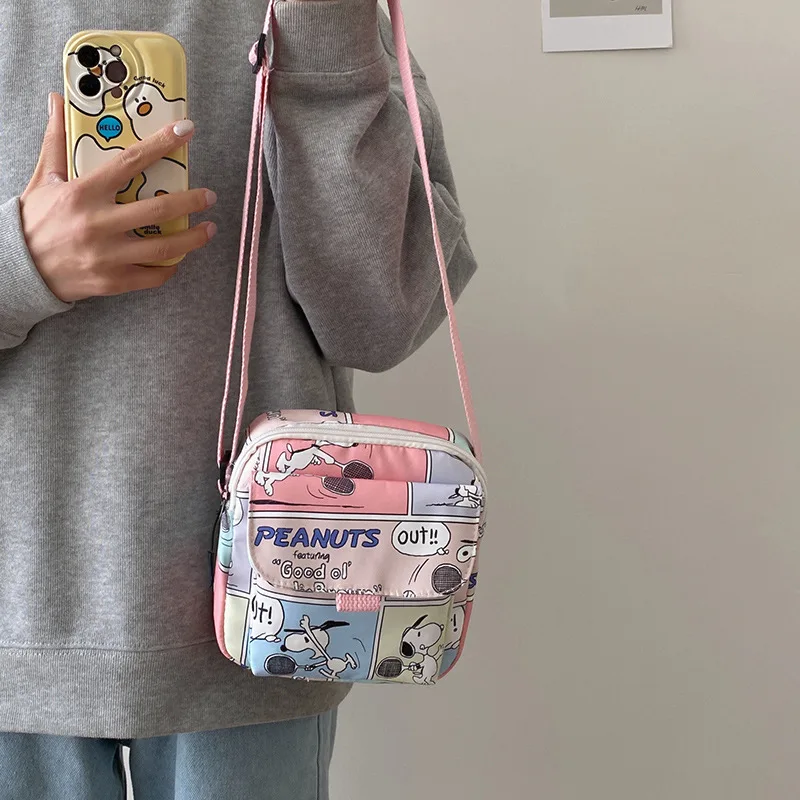 كارتون سنوبي المرأة حقائب كروسبودي نايلون حقيبة كتف صغيرة Kawaii للنساء حقيبة نسائية للعملات المعدنية محفظة كرتونية لطيفة #2