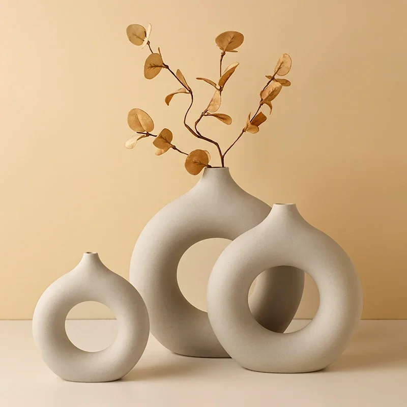 BHM-Manufacture  Modern Nordic  Wabi-Sabi Style Hollow Donut Vase White Vases for Decor Ceramic Flowers Vase Gift