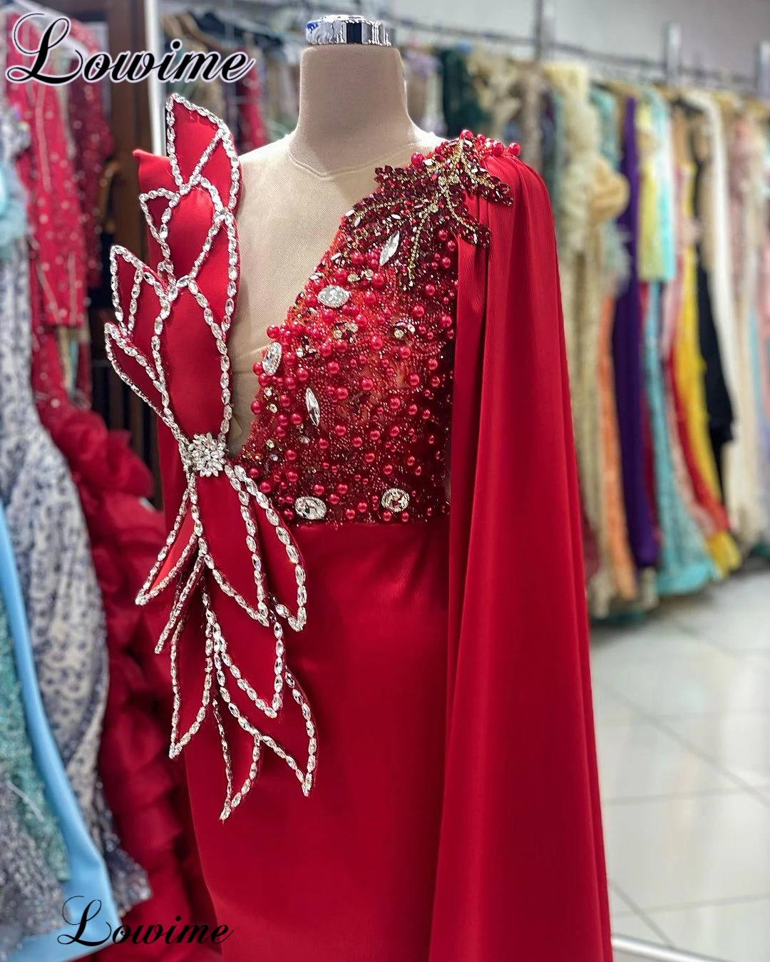 2024 Red Crystals Celebrity Dresses For Women Long Sleeves Evening Gowns Pearls Special Occasion Dresses Vestidos De Gala