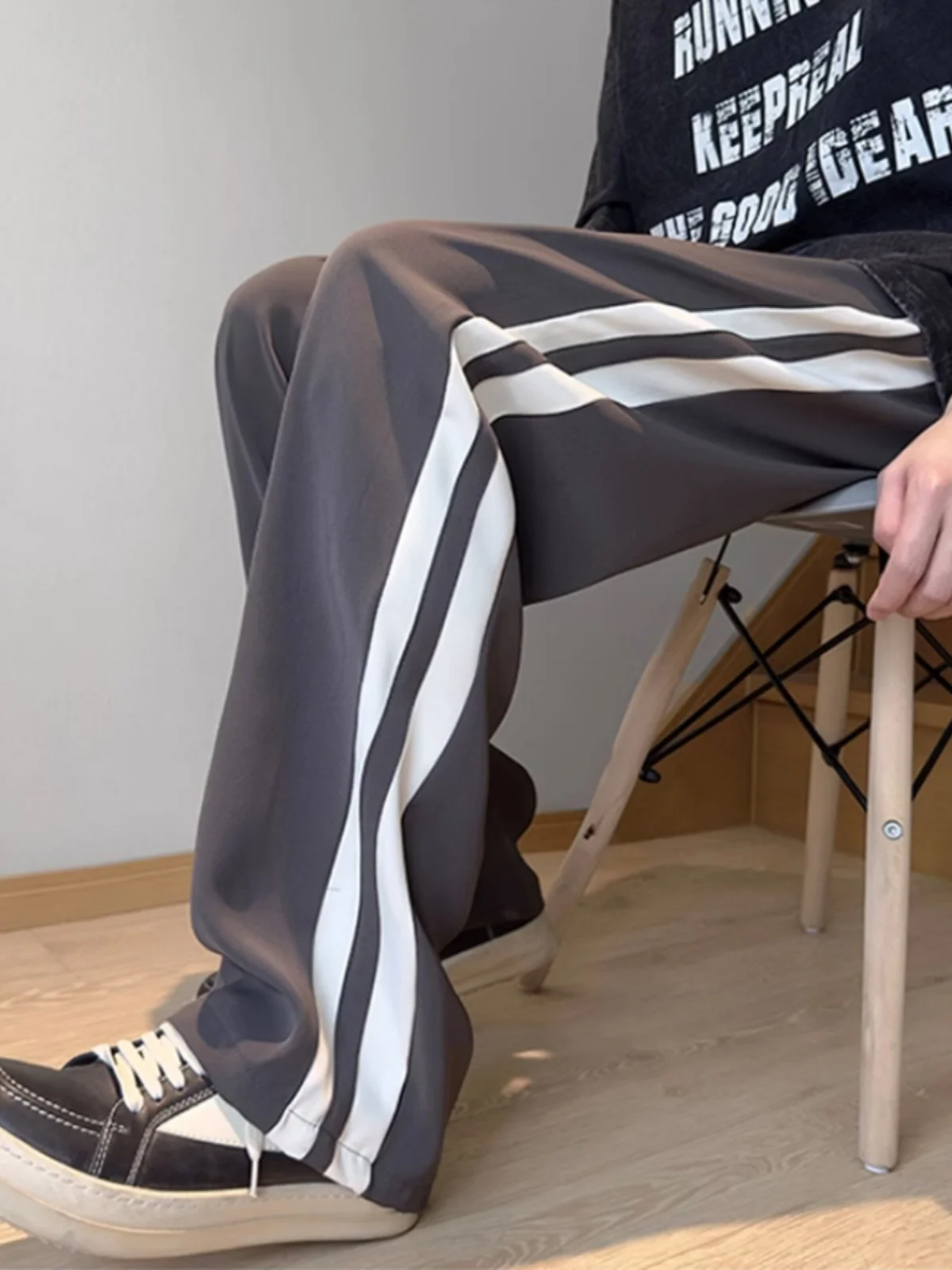 

Teenage Ice Silk Casual Pants Men's Summer American Retro Drape Straight Leg Side Stripe Sports Long Trousers Cool Brand