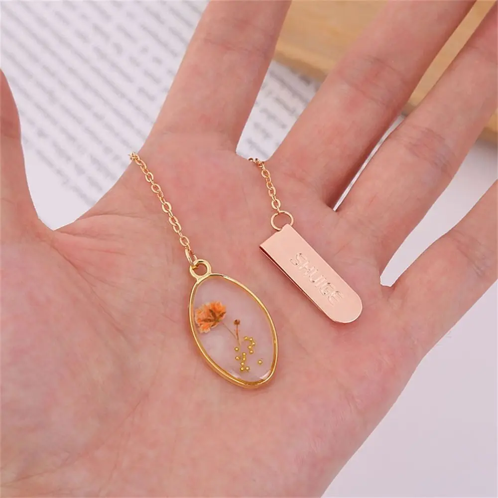 Creative Literary Crystal Flower Bookmark Small Fresh Oval Shape Bookmark Pendant Page Sign Stationery Book Clip Teachers Day