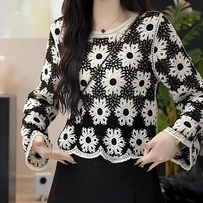 

New Korean Fashion Hook Flower Hollow Tops Round Neck Long Sleeve Knitted Pullovers Blouse Spring Summer Women Shirt