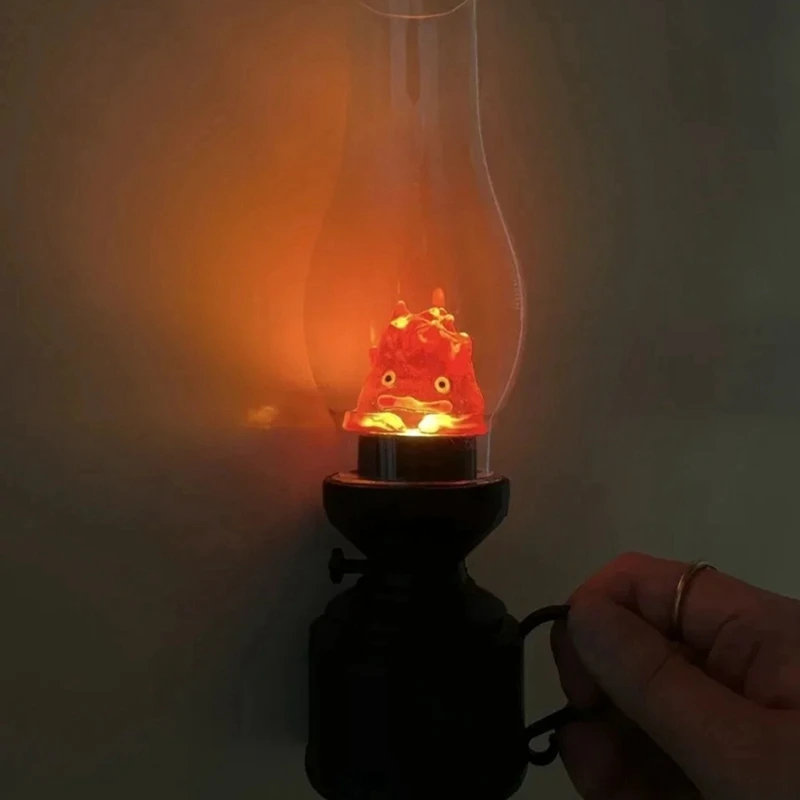 Luce notturna Cherosene a lume di candela Portacandele senza fiamma Cartoon Anime Lampada a fiamma Decorazione Prop