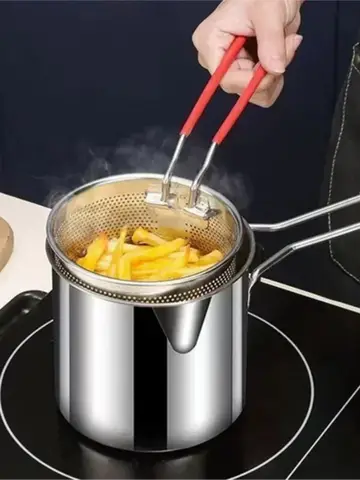 stainless steel fryer with French fries and chicken wings, household small oil pot with filter screen, Tianfu Luo pot