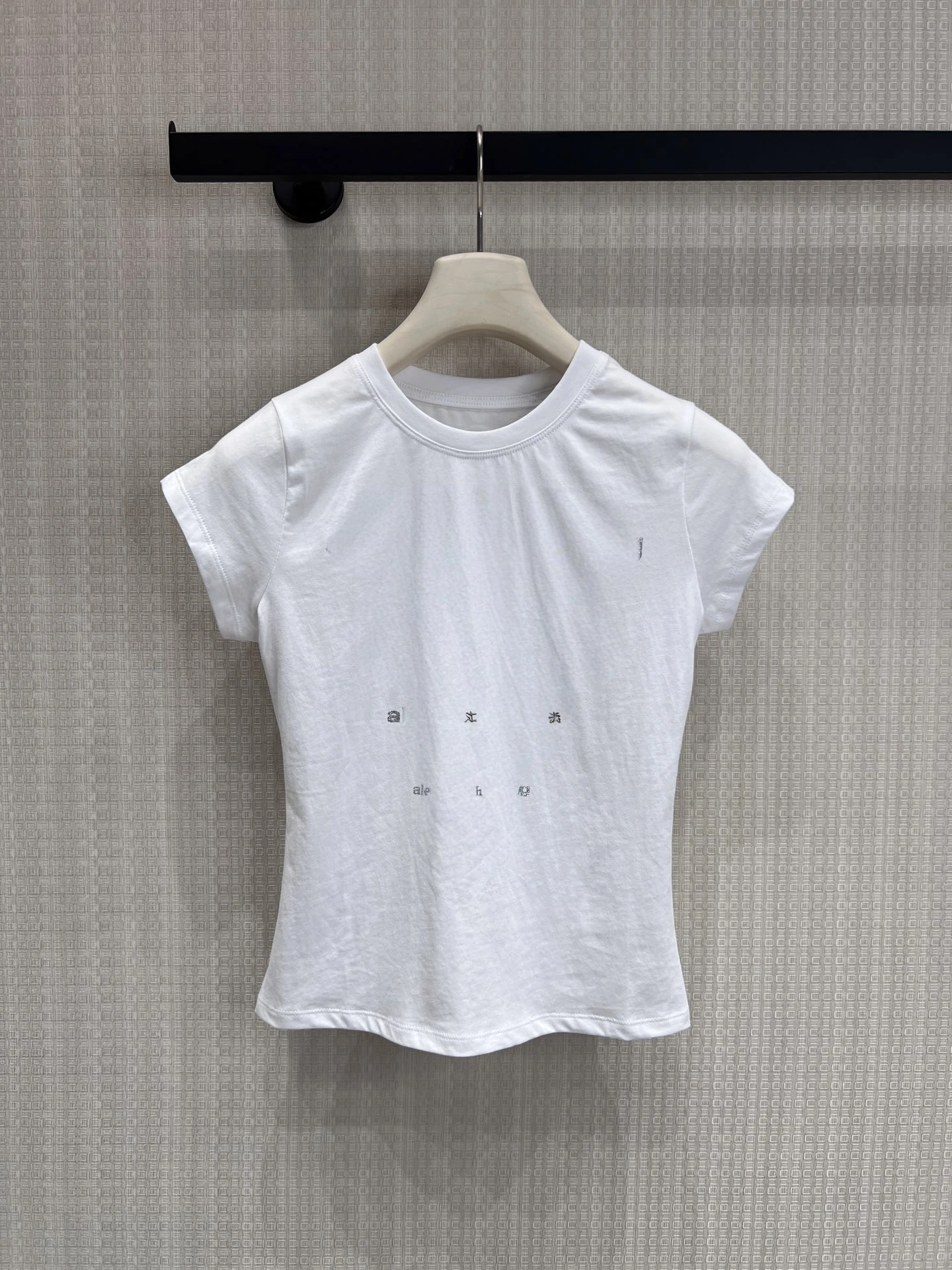 

Shiny Letter Logo Short Sleeve T-Shirt Women's Slim Fit Casual Versatile Glittering Cotton round Neck Top for Daily Wear