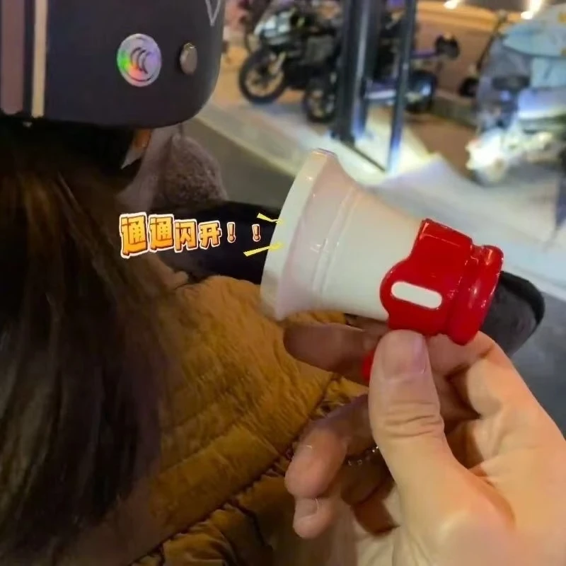 Haut-parleur d'enregistrement pour enfants, porte-clés mignon, pendentif de sac d'école, microphone de musique drôle, jouets amusants d'ambiance