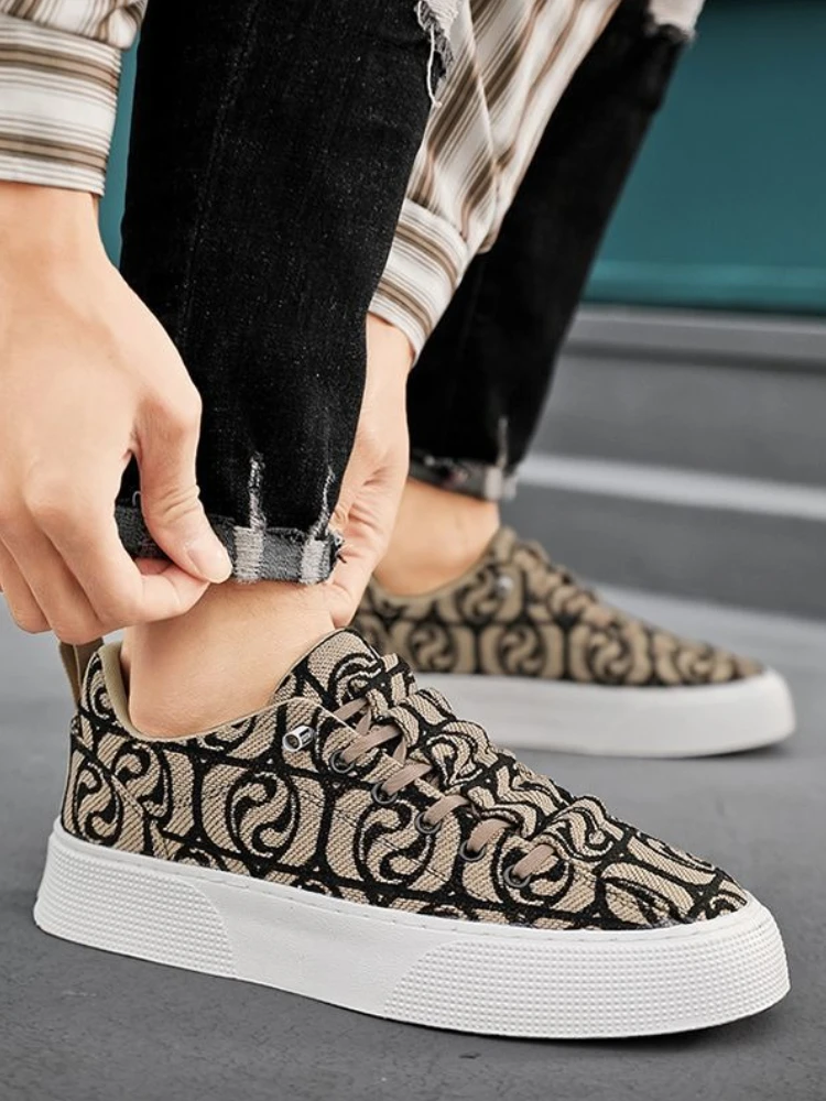 

Man Shoe Chunky Korean Style Print Men's Casual Shoes Designer Luxury Classic Original New In High Quality Fashion Sneakers Work