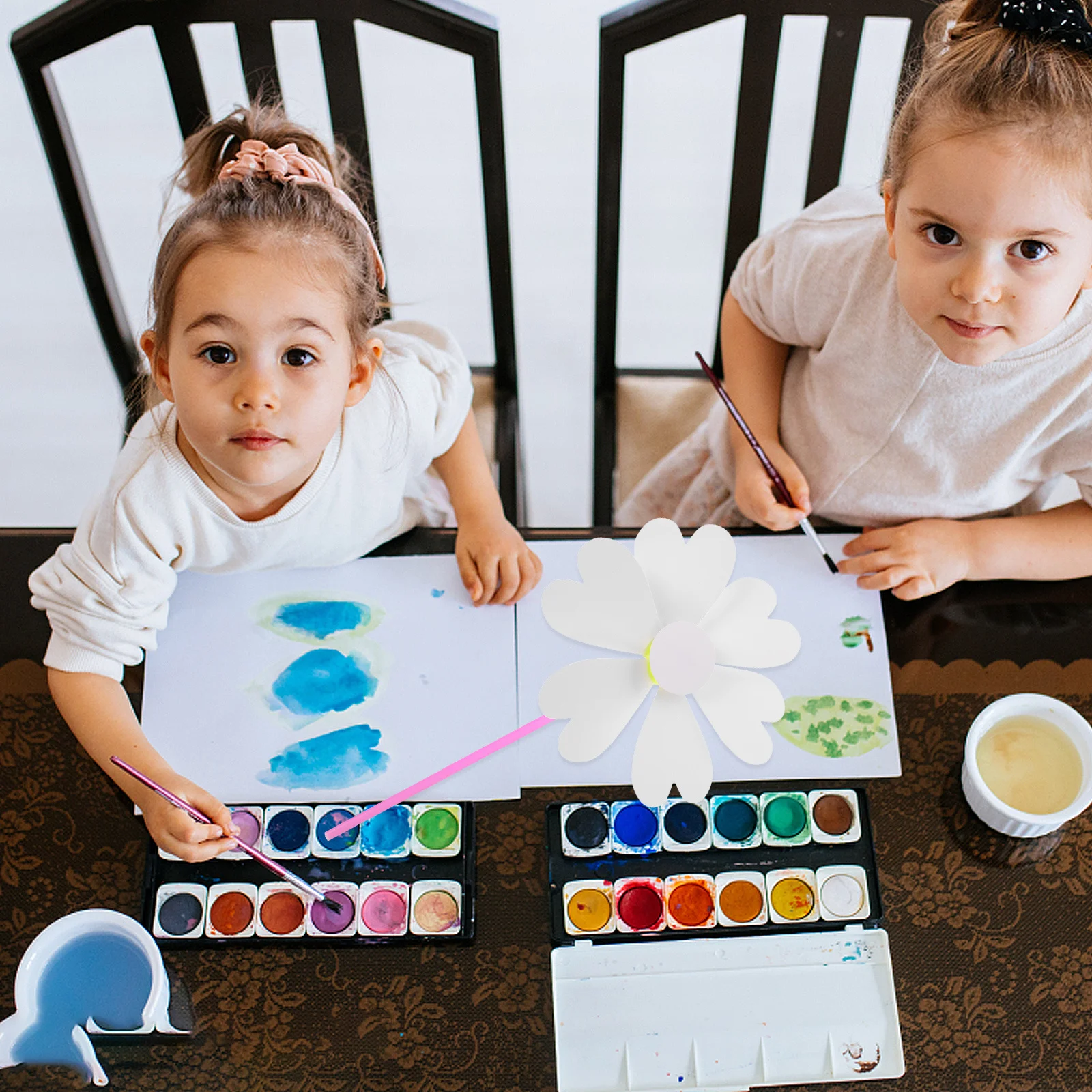 

10Pcs Kids Blank DIY Paper Pinwheels Unfinished Pinwheel Set Creative Painting Outdoor Activity DIY Unfinished Pinwheel