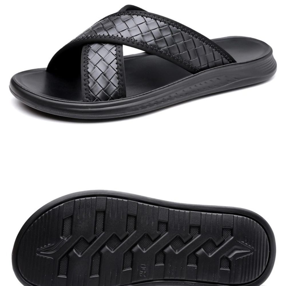 

2026 Summer New Designer Leather Slippers for Men Fashion Outwear Anti-slip Beach Flip-flops Male Woven Casual Slipper Shoes Man