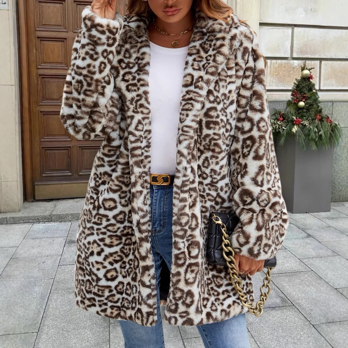 

Женские шубы из искусственного меха с леопардовым принтом, меховые куртки с длинными рукавами и отложным воротником с открытой строчкой, толстые теплые меховые куртки, осень-зима 2024 г.