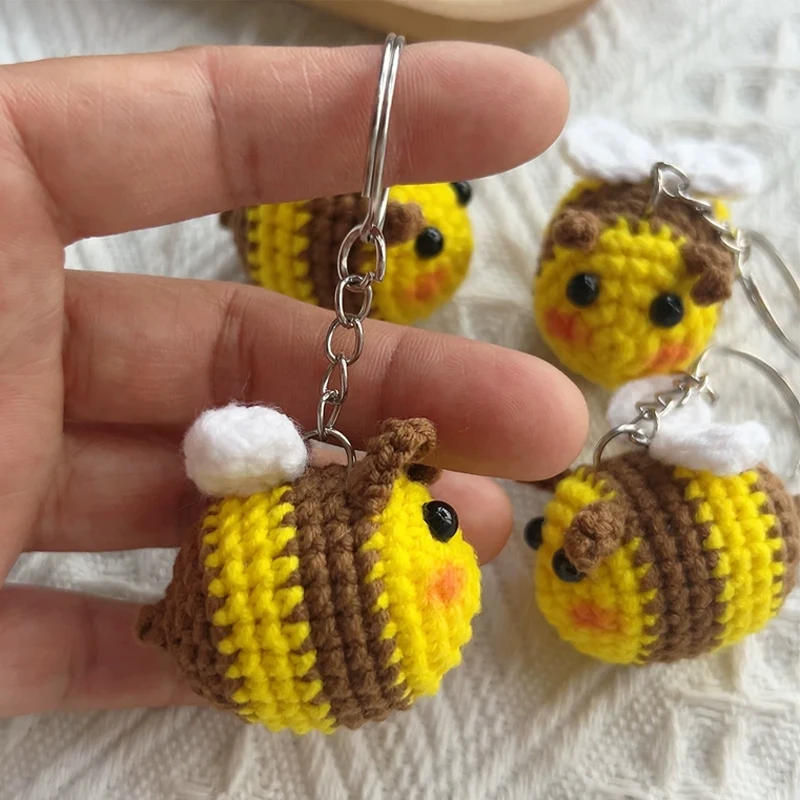 20pcs Cute Crochet Bee Keychain Kawaii Small Fat Pendant Cute Wool Knitting Handmade Woven Insect Finished Keyrings Gifts Unisex