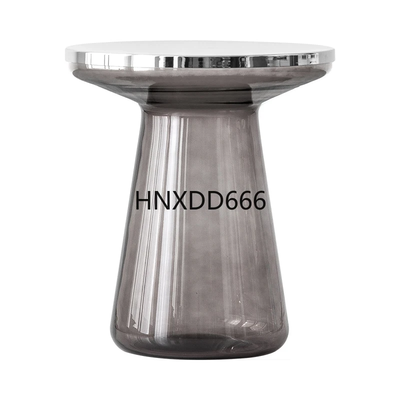

Glass edge few round light luxury living room metal corner few