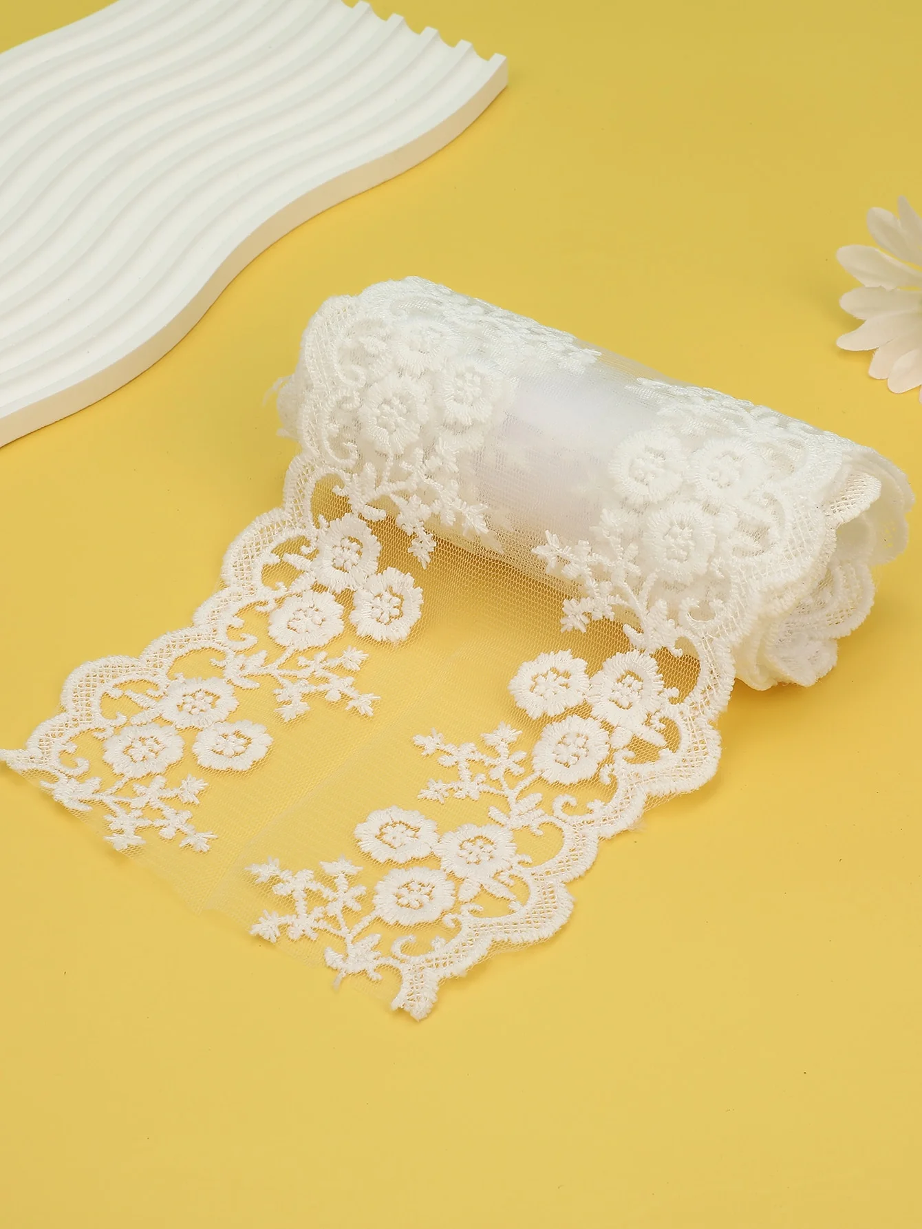 1 yard double-sided floral lace ribbon for home and holiday diy decor