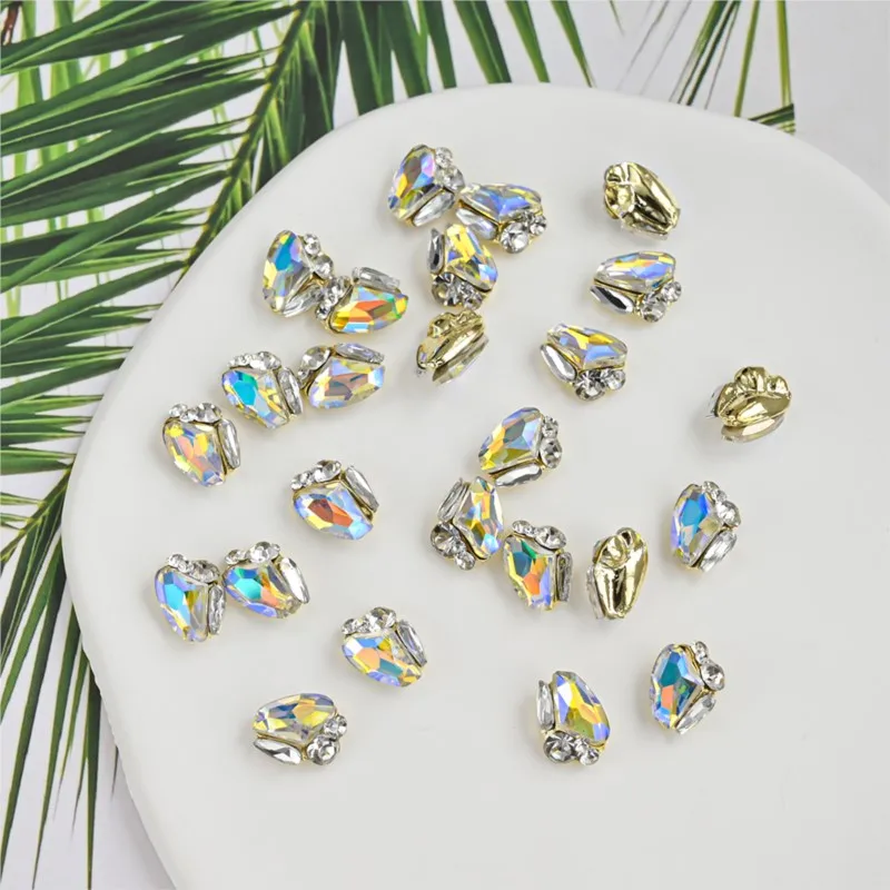 10pcs/lot Super Shiny Pile Drill Nail Charms Rhinestones Aurora White Love Heart Shape Luxury Gem Manicure Decor Rhinestones