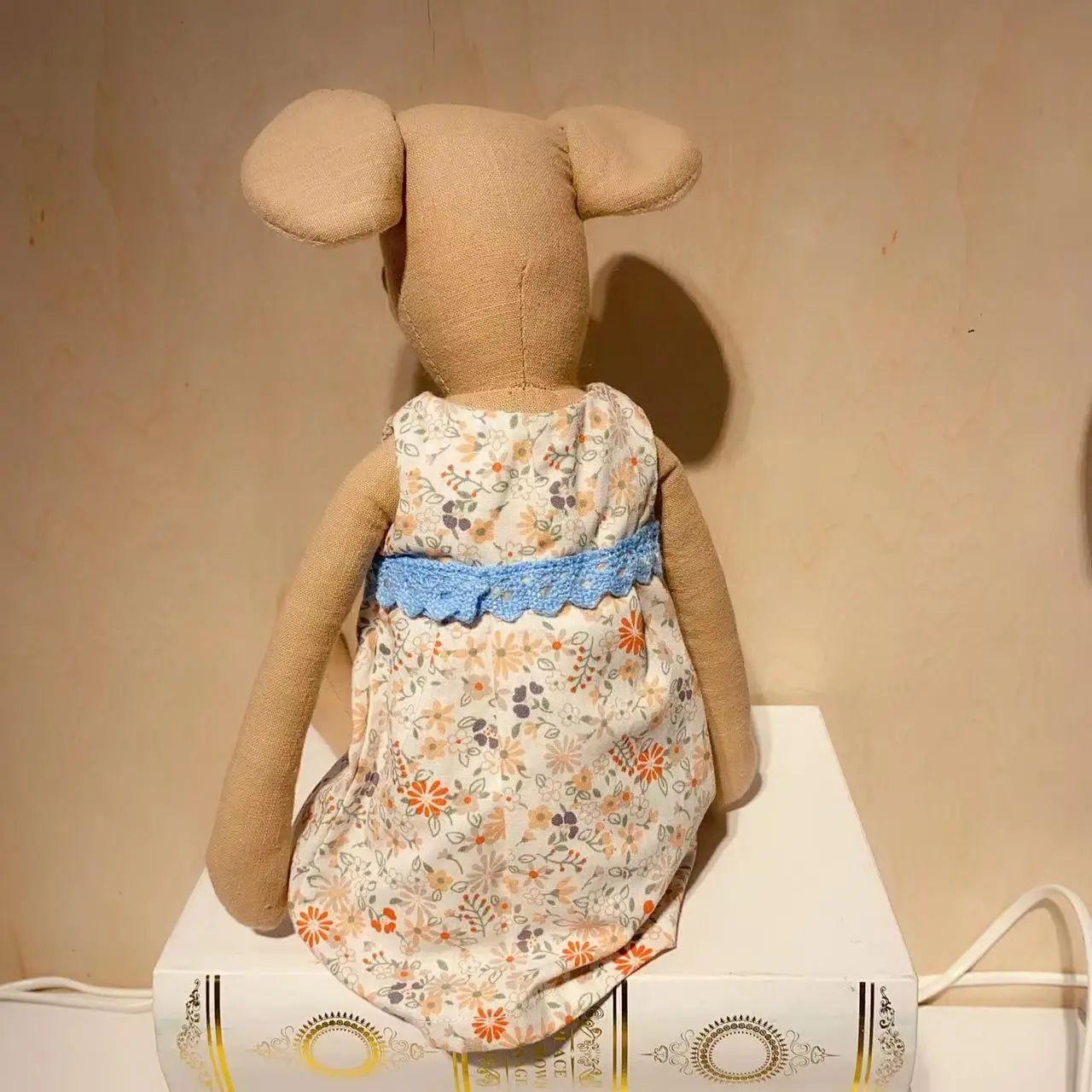 Poupées de souris en peluche avec jupe, décoration de la maison, jouet de souris en peluche pour enfants, ornement de salle de compagnon