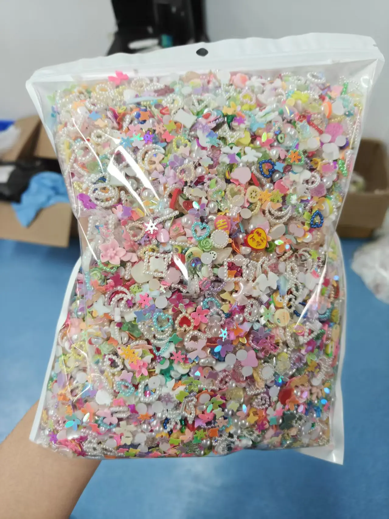 

Mix Resin Nail Charms Bulk, 3D Cute Flower Fruit Heart Nail Gems with Rhinestones, DIY Manicure Nail Art Decorations
