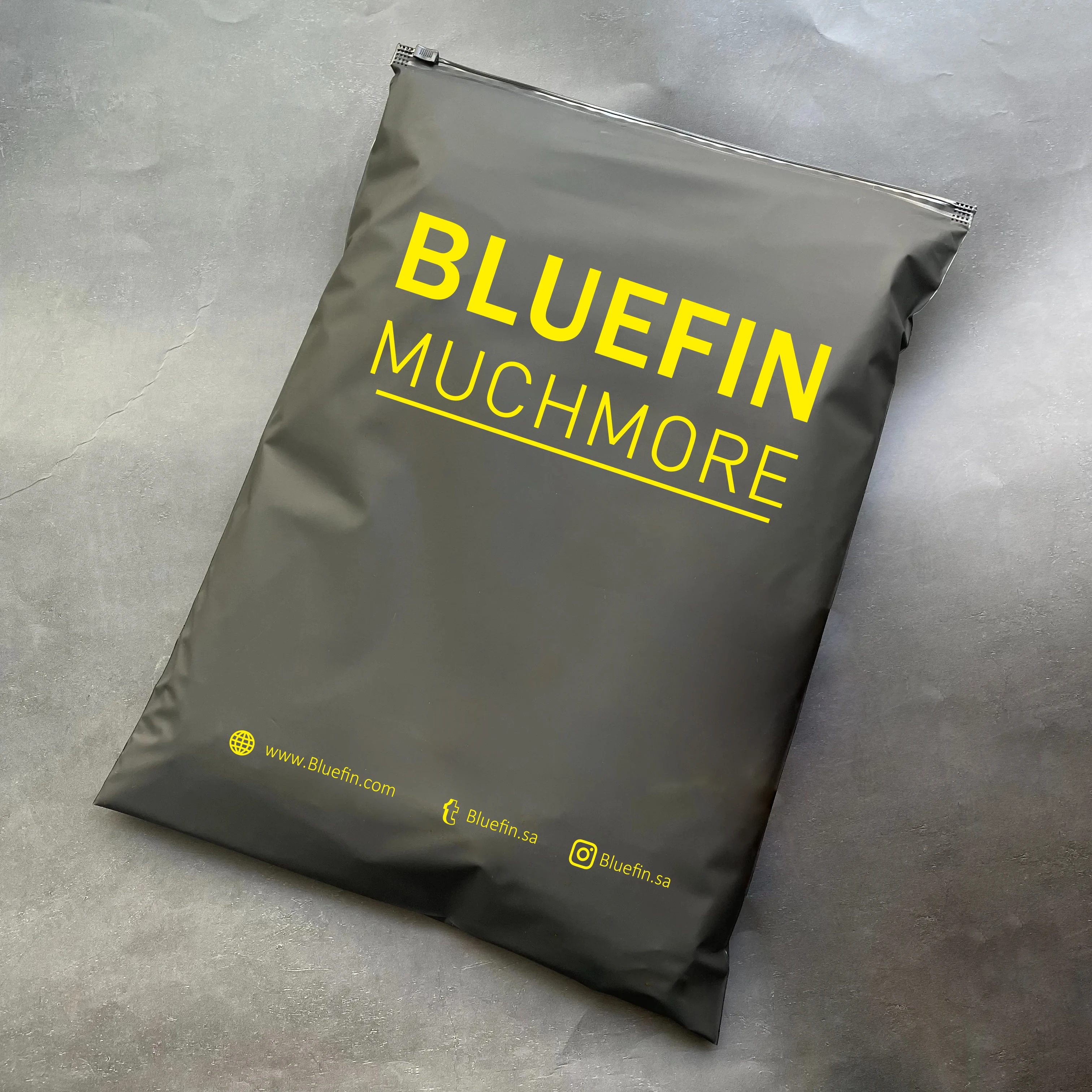 Premium Matte Black Frosted Zipper Bags Ideal for Custom Clothing Packaging High Quality Matte Black Frosted Zipper Bag