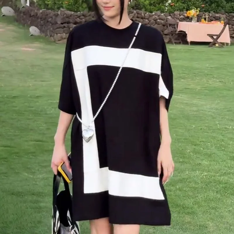 Women's New Design Stitching Contrasting Color Mid-length T-shirt Loose Slimming Dress