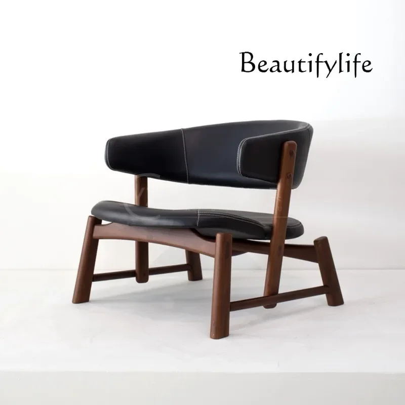 

BJ Nordic Light Luxury Post-modern Solid Wood Sofa Chair Designer Creative Leather Art Leisure Creative Single