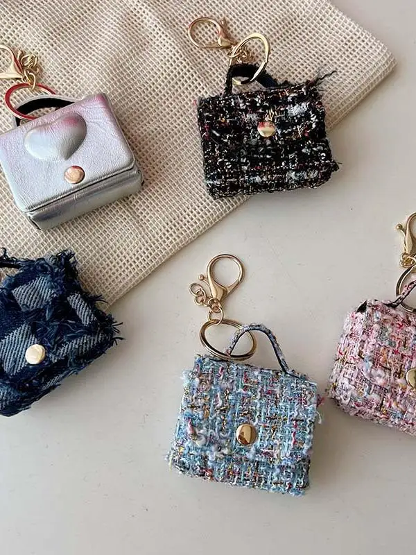 chaveiro-moderno-e-elegante-porta-moedas-bolsa-para-fones-de-ouvido-decoracao-para-pendurar-em-mochilas-e-bolsas-estilo-c