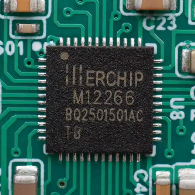 50pcs %new stock M12266 chip in QFN package, integrated circuit IC