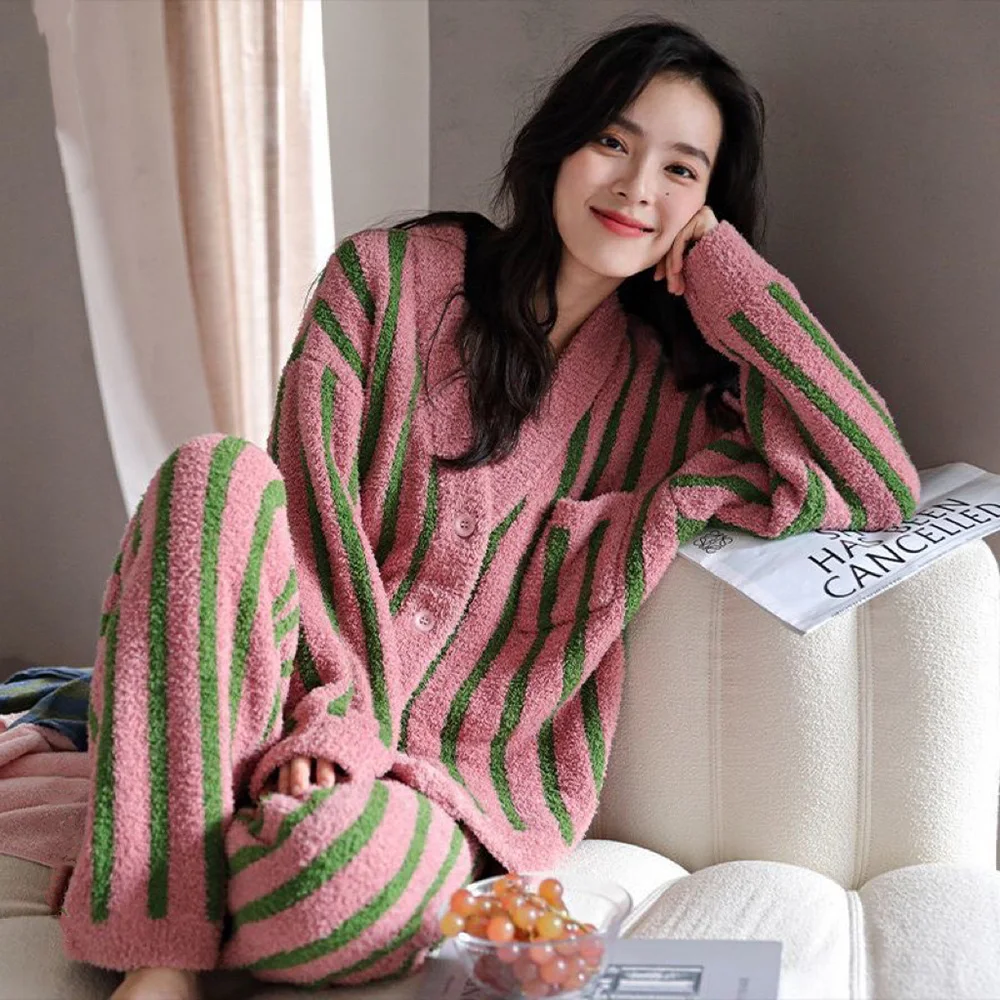 2023 New Cardigan V-Neck Coral Velvet Pajamas For Women Autumn Winter Thicken Warm Contrasting Striped Ladies Home Sleepwear Set