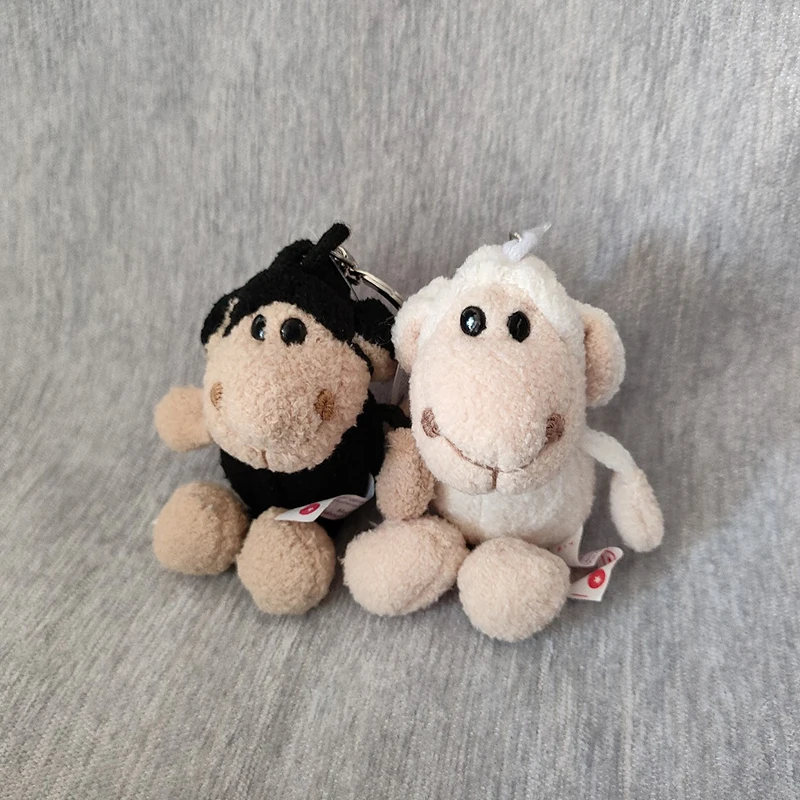 LLavero de peluche de oveja negra para parejas, 1 piezas, divertido, Animal lindo, creativo, dibujos animados, mochila, bolsa, accesorios de decoración, colgante, regalo