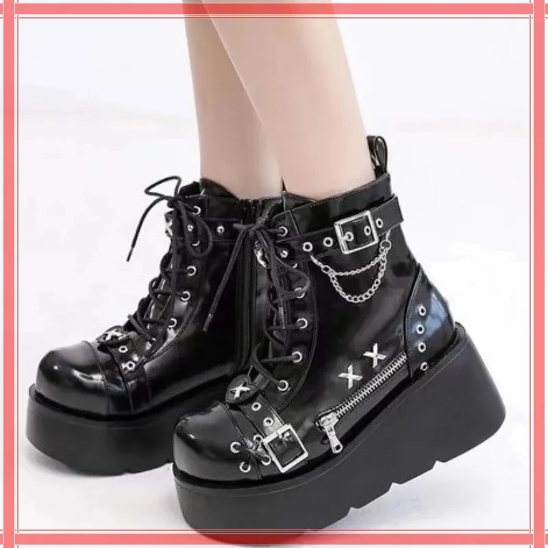 ファッション女性のブーツデザイナーパンクアンクルブーツ新しいゴシックリベットバックル靴女性のためのクールなレトロプラットフォームブーツ Zapatos Mujer