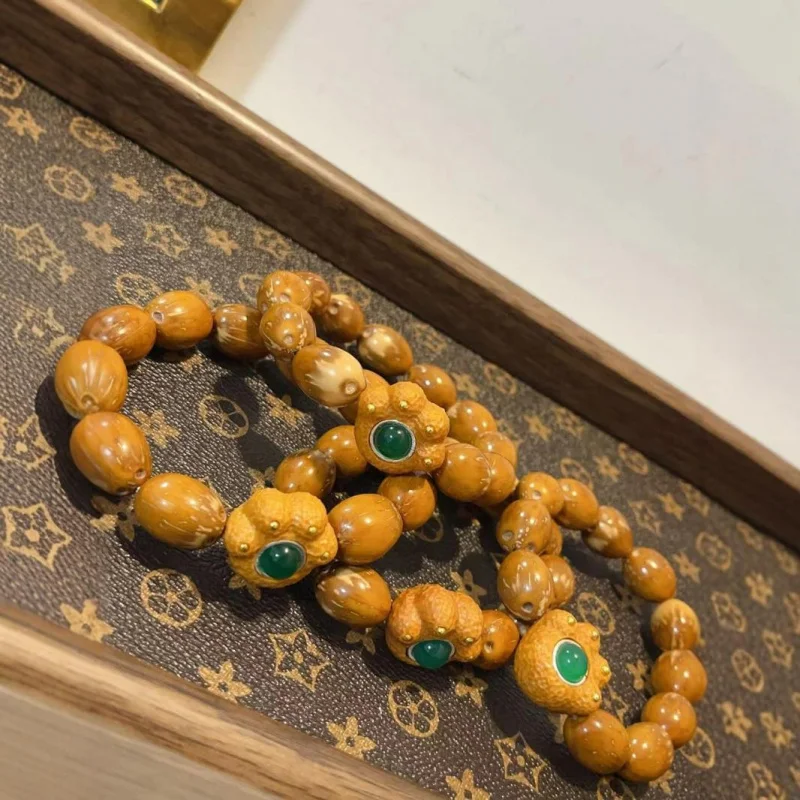 

Lucky Rice With Sandalwood Buddhist Prayer Beads Bracelet