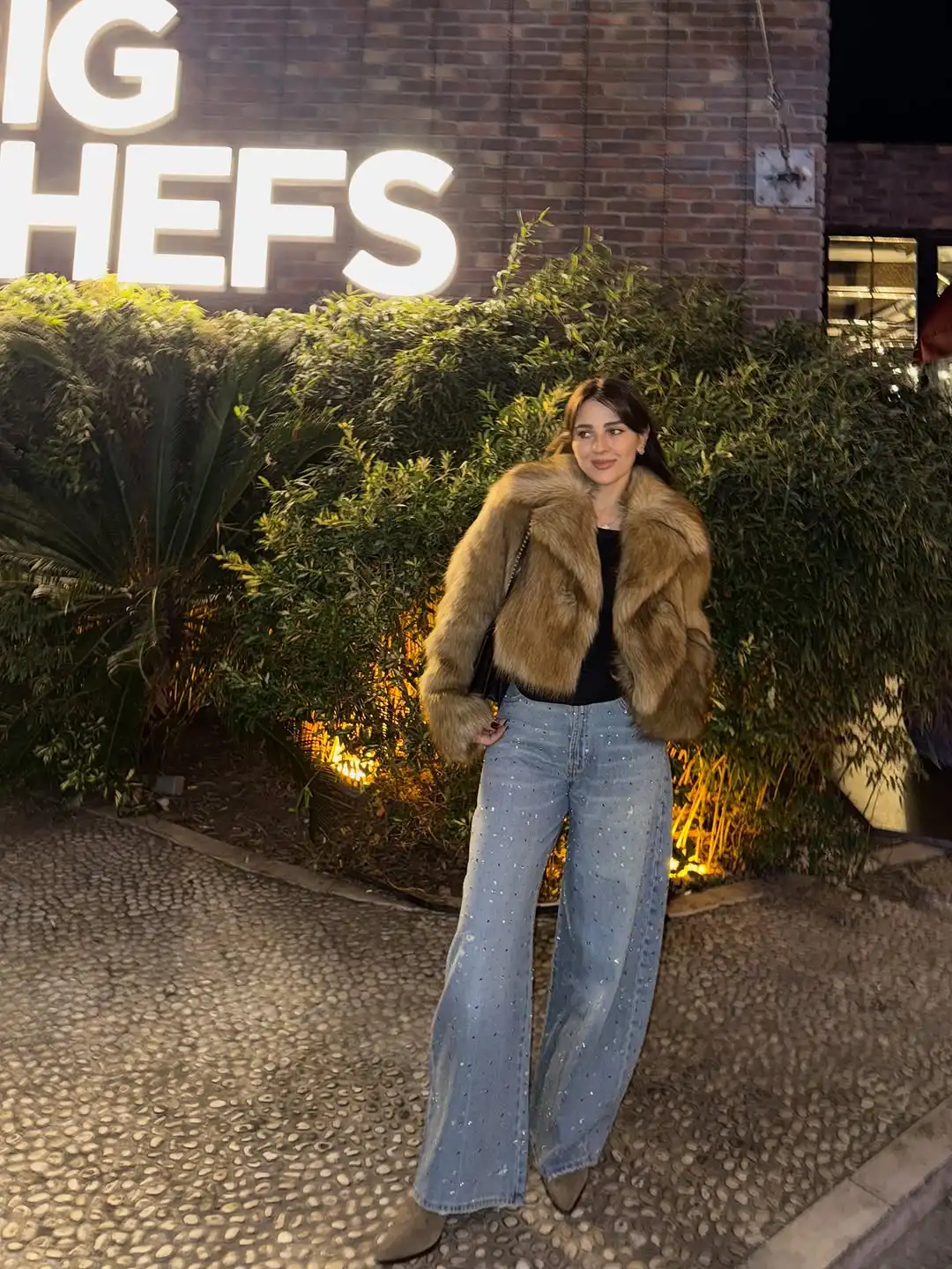 مصبوغ وأشار قصيرة فو الفراء معطف المرأة موضة التلبيب كم كامل رقيق فضفاض سترة دافئة سيدة الشتاء اليومية ملابس الشارع الشهير غير رسمية