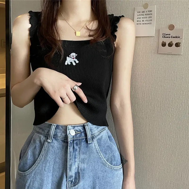 Summer Knitted Short French Design Niche Hot Girl Lamb Embroidery Sexy Thin Sweet Sleeveless Y2k Crop Top