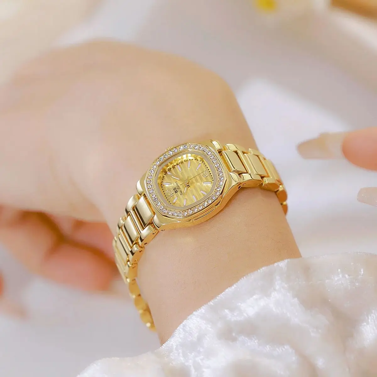 Luxury Waterproof Stainless Steel Quartz Watch for Women High Quality Elegant Female Watches Relogio Feminino