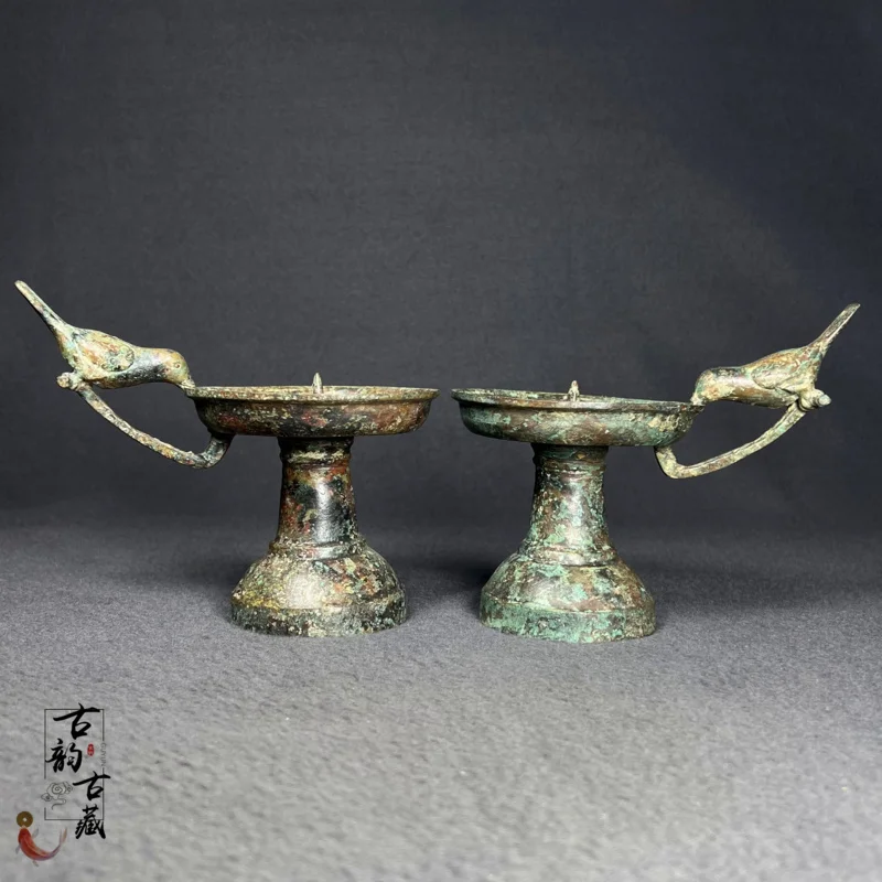 

Retro Collection Bird Wax Terrace Bronze Ornaments