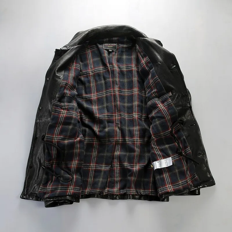 Heavy-washed fully vegetable-tanned leather outdoor with a lapel and multiple pockets casual