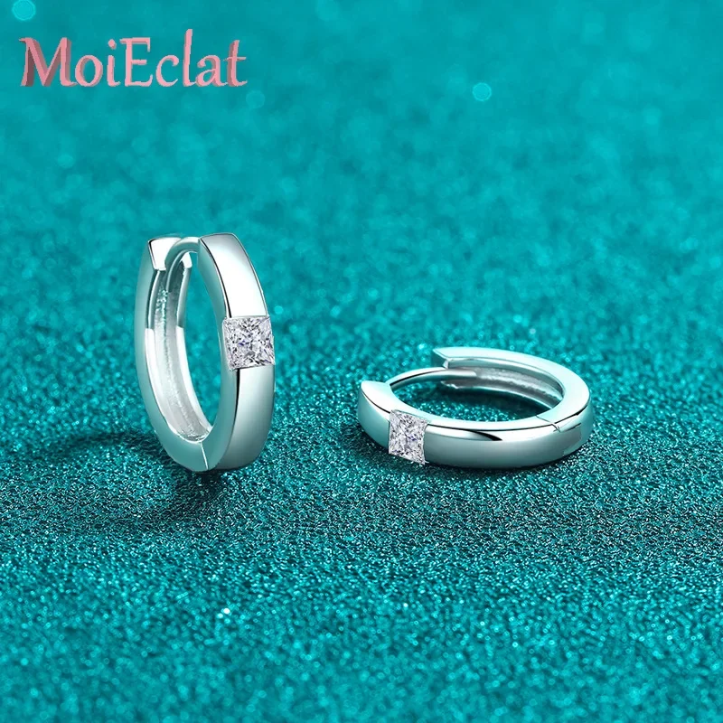

For Women's Ear Buckles with 0.6ct Moissanite Square Diamond Plain Platinum Pt950 Hoop Earrings Simple High-end Fine Jewelry