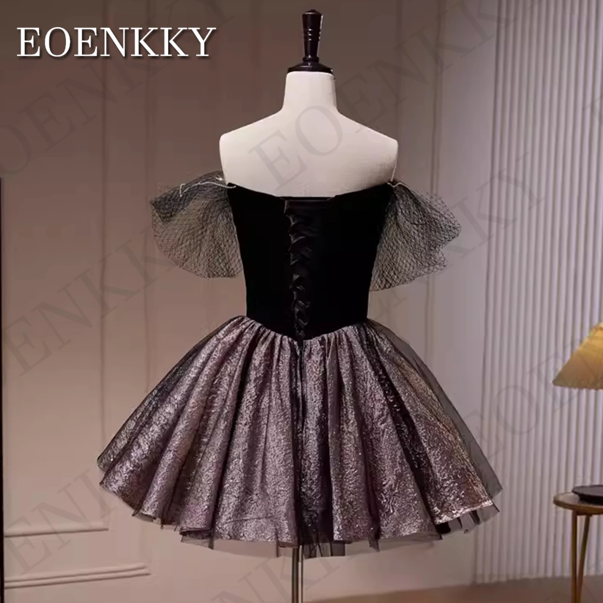 Schwarz Mini schulter frei Ballkleid moderne Tüll Schatz Hals kurze Geburtstags kleider Heimkehr eine Linie Schwarzes Mini-Schulterfreies Ballkleid  Modernes Tüll Sweetheart Neck Kurze Geburtstagskleider  Heimkehr A Li