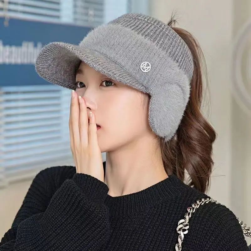 Autumn and Winter Women's Ear Protection Winter Hat Fashion Peaked Cap Air Top Polyester Woolen Cap Riding Cold-Proof Knitted Ha