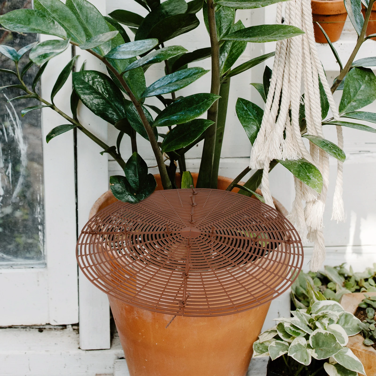 

Flower Pot Cover Cuttable Durable Plastic Plant Mesh Grid For Garden Home Office Use Plant Pot Soil Guarding Cover