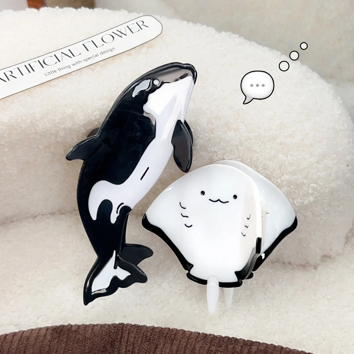 

Ocean theme hair claw clip Marin animal hair claws Manta hair claws Whale hair claws Cartoon hair clip Accessories for women