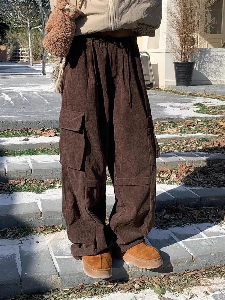 Damskie spodnie cargo vintage z sztruksu Y2K jesienne z wysokim stanem, kieszeniami, luźne spodnie Bf koreański streetwear uniwersalne spodnie z szerokimi nogawkami nowe