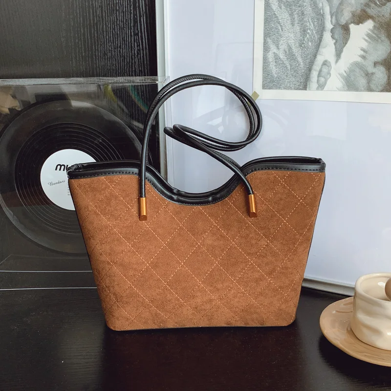 

2025 Suede Underarm Bag, Textured Top Handle Purse for Women, Spacious Commuter Shoulder Crossbody, Minimalist Day to Night Tote