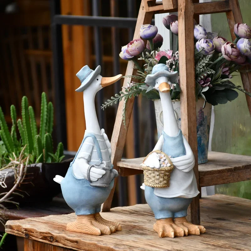 

Nordic Resin Artificial Duck Sculpture Ornaments Outdoor Courtyard Couple Animal Statue Decor Garden Pond Micro Landscape Crafts