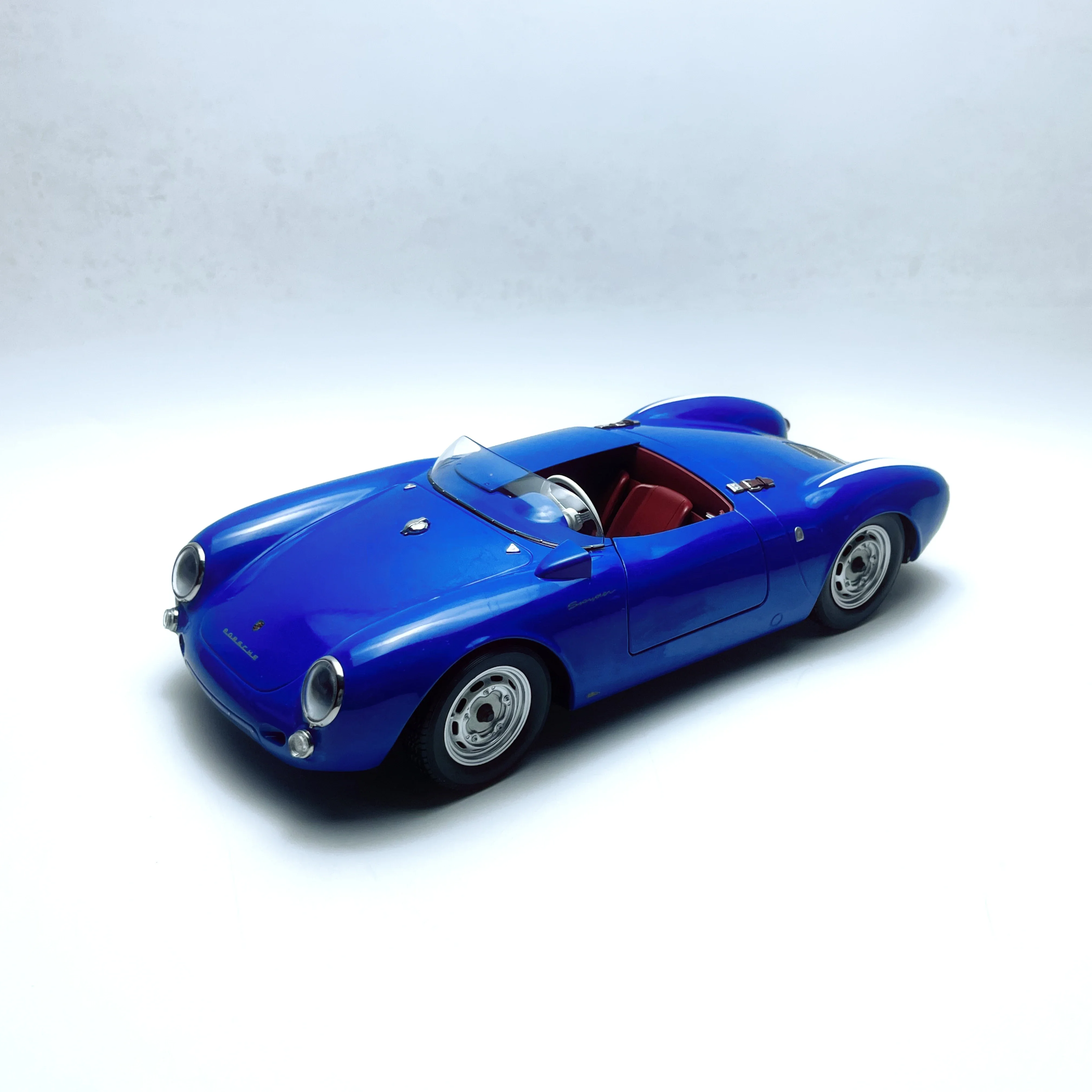 

Diecast KK 1/12 Scale Porsche 550A Spyder 1953 Simulation Classic Alloy Car Model Collectible Toy Gift Souvenir Display Ornament