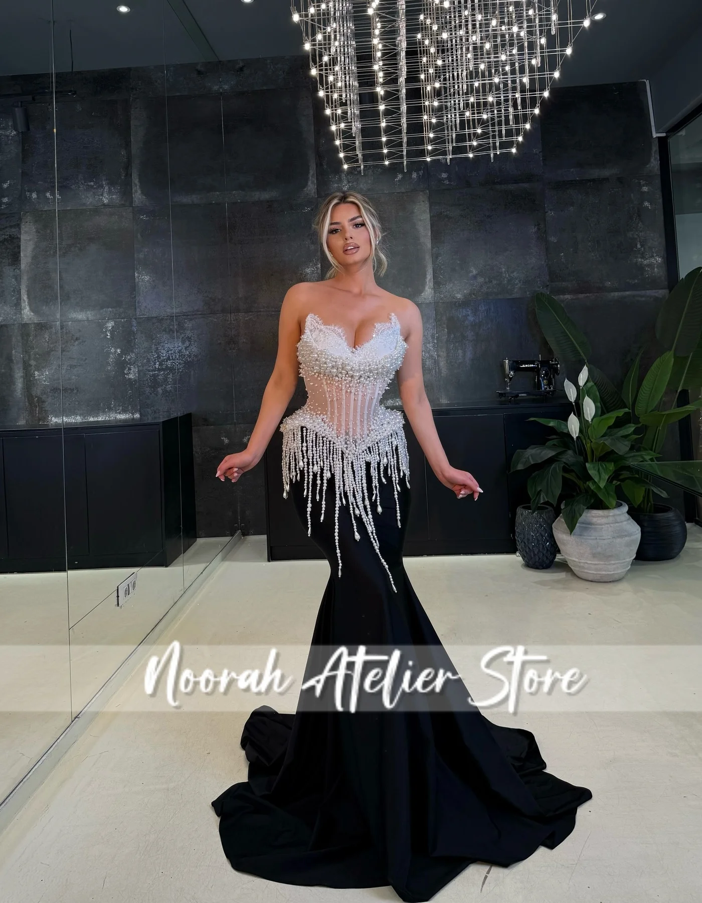 

Customized Sparkly white Pearls Tassel Strapless Luxury High Quality Women Evening Dresses Black Mermaid 2025 wedding Party Gown
