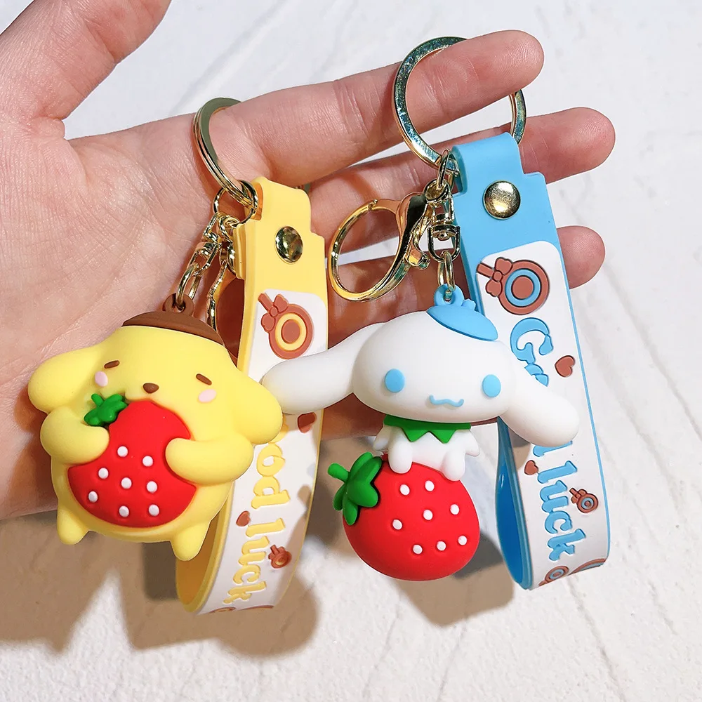 Portachiavi Sanrio a tema Fragola Cinnamoroll Kuromi My Melody Hello Kitty Portachiavi Borsa Impiccagioni Figurina Accessorio per borsa con ciondolo