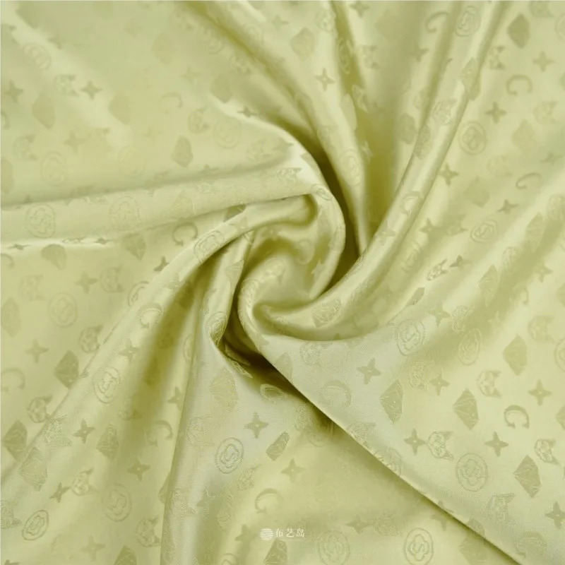light green dark-patterned jacquard satin fabric for dress shirt and cheongsam designer